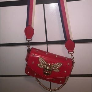 CUTE red handbag